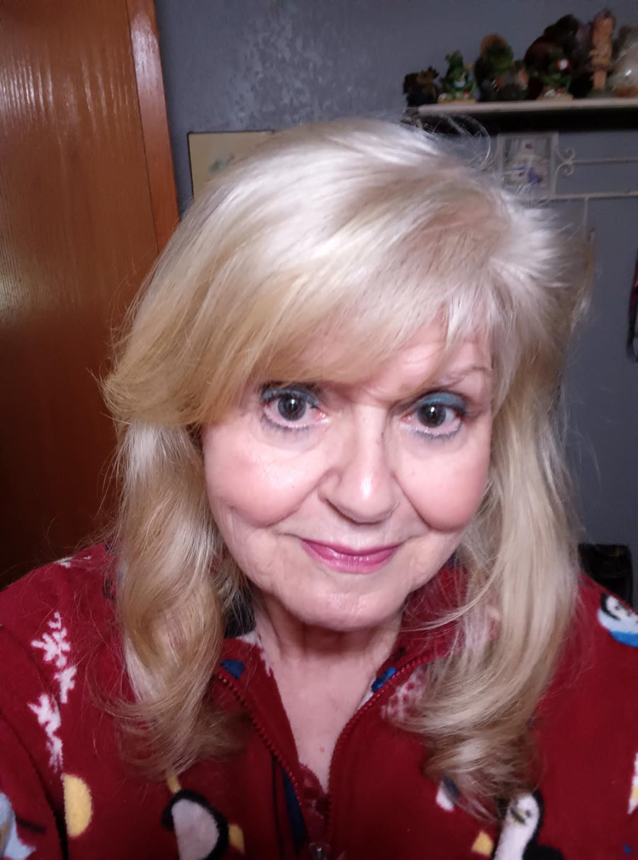 As I've gotten older, I've realized I don't need a bunch of products to take good care of my skin. I just want something that feels nice, keeps my skin moisturized, and is easy to use every day. I actually enjoy my skincare routine now. It's a few minutes I get to spend doing something just for myself.